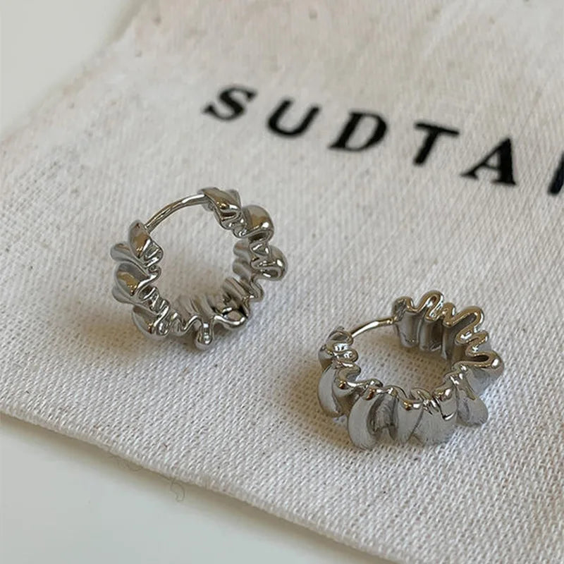 2 Pairs Simple Irregular Geometric Earring Set For Women's Exquisite Wavy Round Hoop Earrings Fashion Metal Ear Accessories