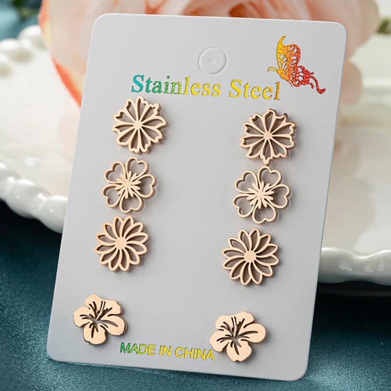 4Pairs/Lot Bohemia Plum Blossom Earrings Women Vintage Daisy Sakura Lily Ear Studs for Girl Stainless Steel Jewelry Wedding Gift