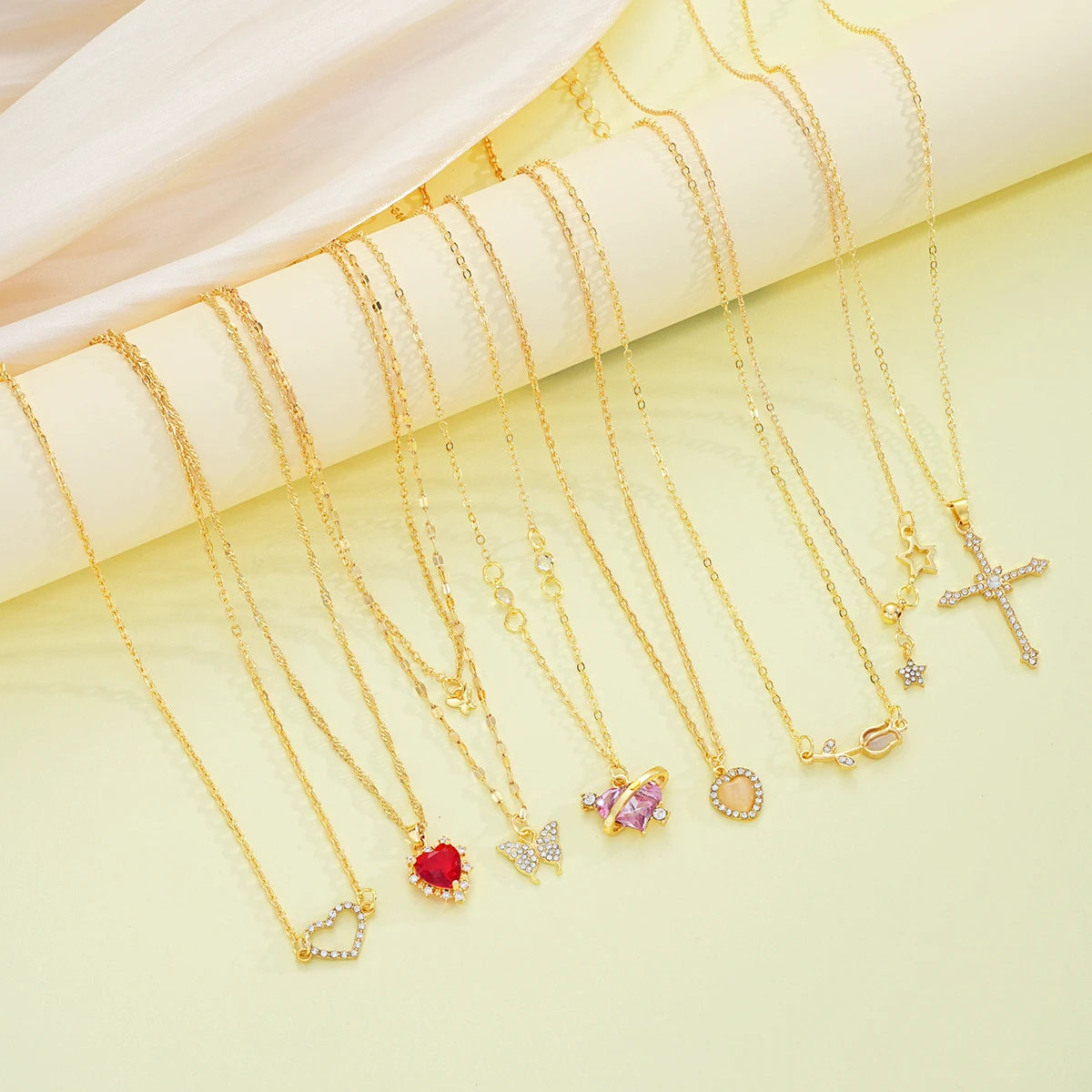 8 Pcs Simple Temperament Necklace Set For Women Elegant Gold Color Crystal Butterfly Cross Rose Heart Star Pendant Necklaces