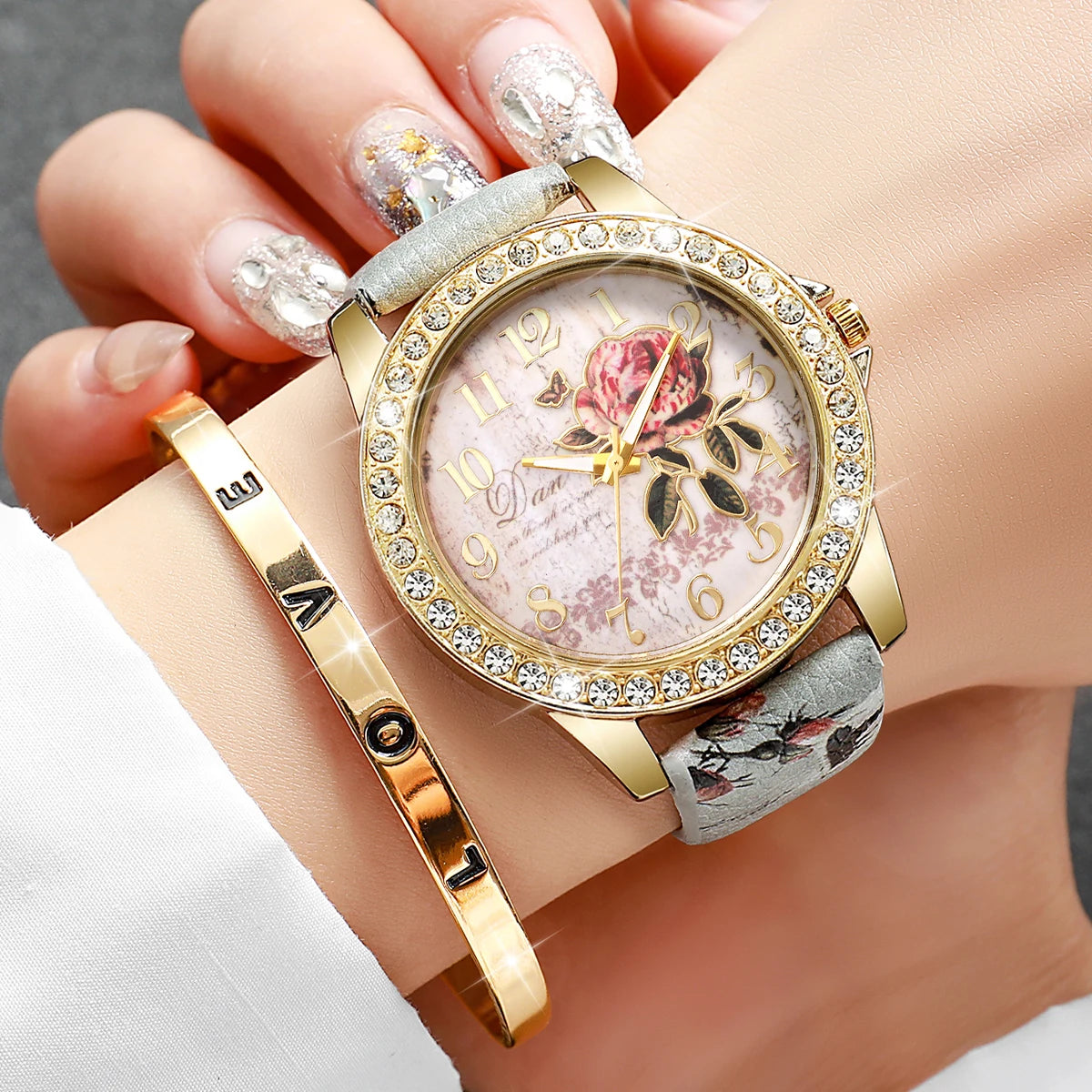 2/3/4/5PCS Fashion Rhinestone Women's Watch Flowers Printed Leather Band Female Quartz Watches Bracelets Set（Without Box）