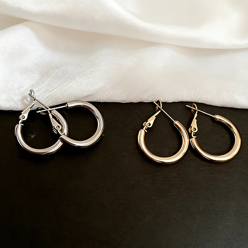 2 Pairs Simple Irregular Geometric Earring Set For Women's Exquisite Wavy Round Hoop Earrings Fashion Metal Ear Accessories