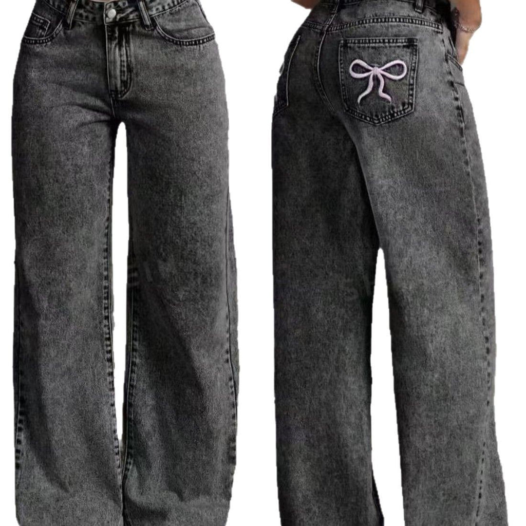 Loose and casual jeans